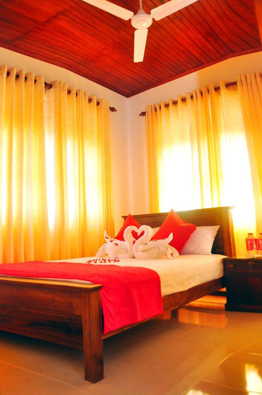 Senero House Hotell Bentota Eksteriør bilde